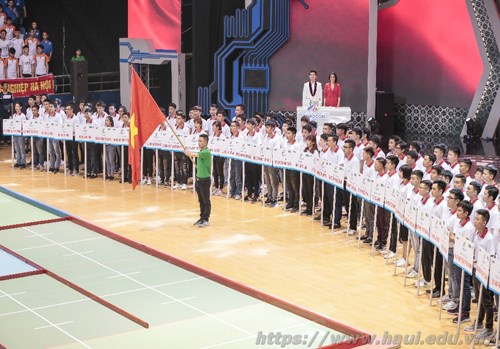 04 đội Robocon của Trường Đại học Công nghiệp Hà Nội dự khai mạc vòng chung kết cuộc thi Sáng tạo Robocon Việt Nam 2018
